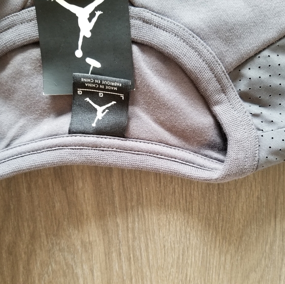 Nike jordan hybrid fleece sweater top - Picture 3 of 3